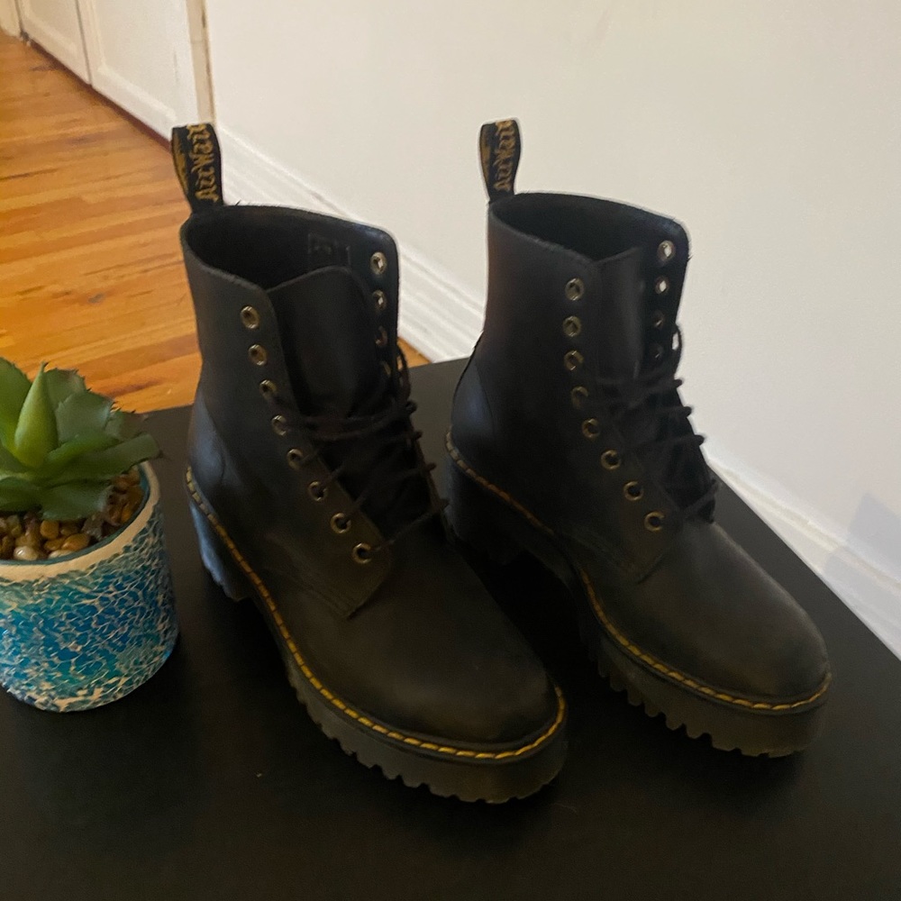 Dr marten boots